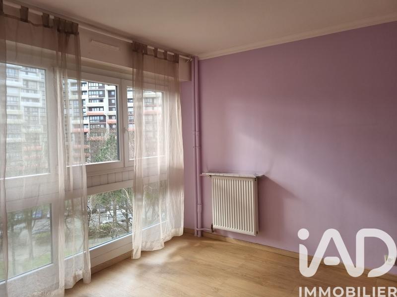 Appartement - 96 m² - 5 pièces