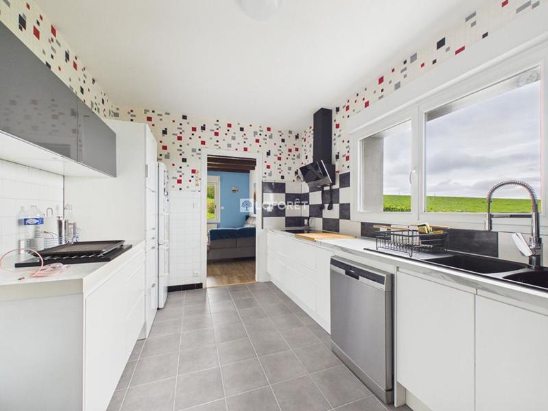 Maison - 175 m² - 8 pièces