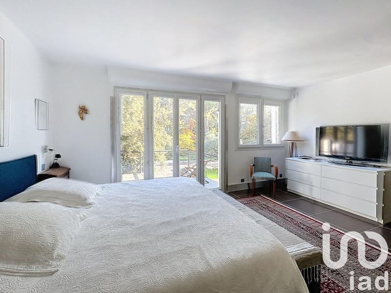 Maison de maîtres - 240 m² - 5 pièces