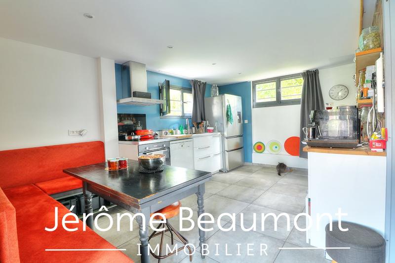 Maison - 87 m² - 6 pièces