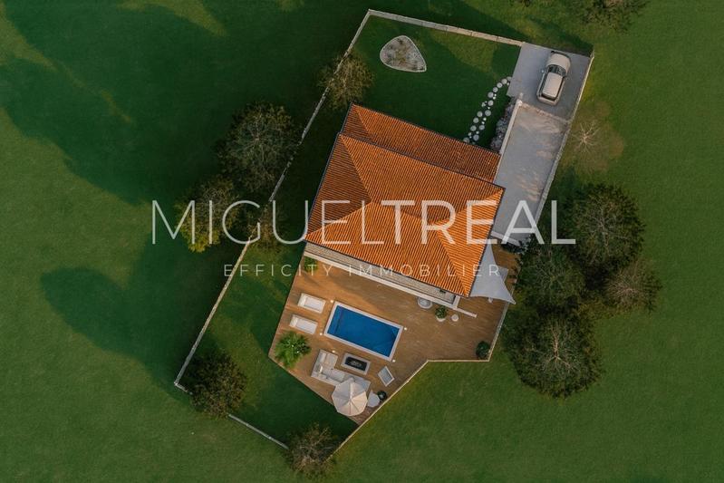 Maison - 145 m² - 6 pièces