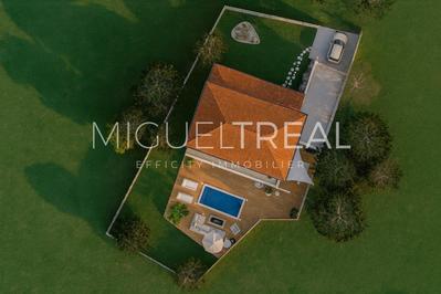 Maison - 145 m² - 6 pièces