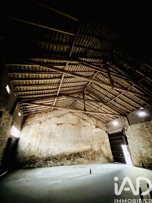 Maison - 185 m² - 1 pièce