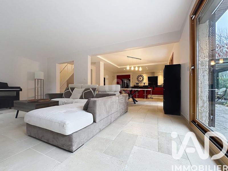 Maison - 140 m² - 7 pièces