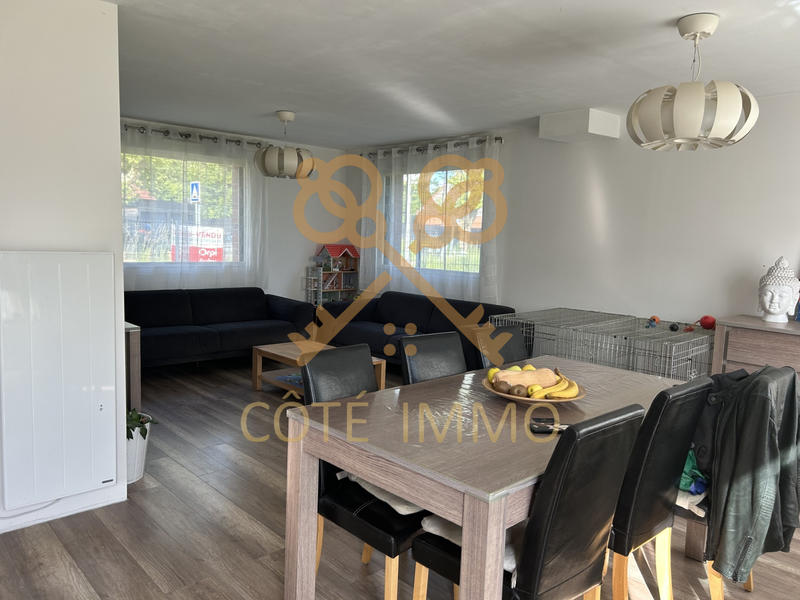 Maison - 93 m² - 4 pièces