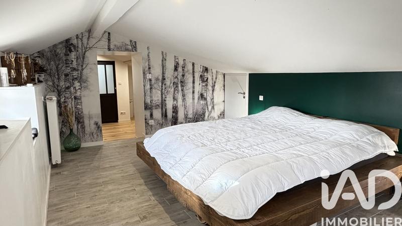 Maison - 223 m² - 9 pièces