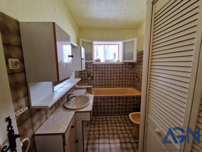 Maison - 148 m² - 7 pièces