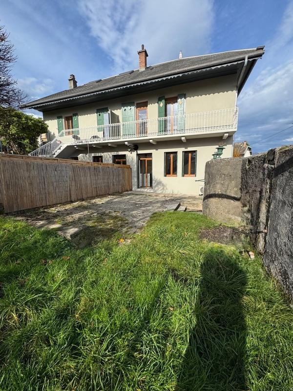 Appartement - 93 m² - 4 pièces