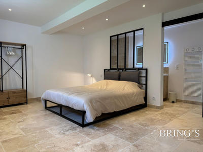 Maison - 161 m² - 6 pièces