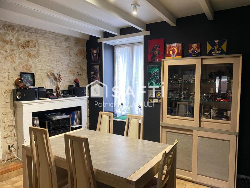 Maison - 216 m² - 8 pièces