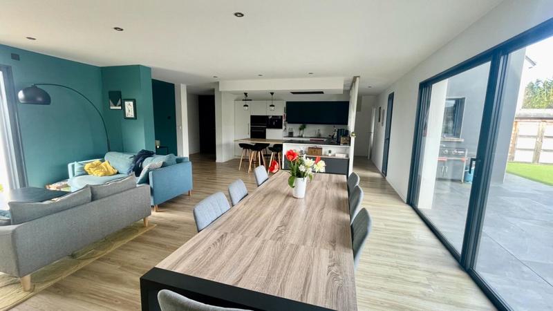 Maison - 178 m² - 7 pièces
