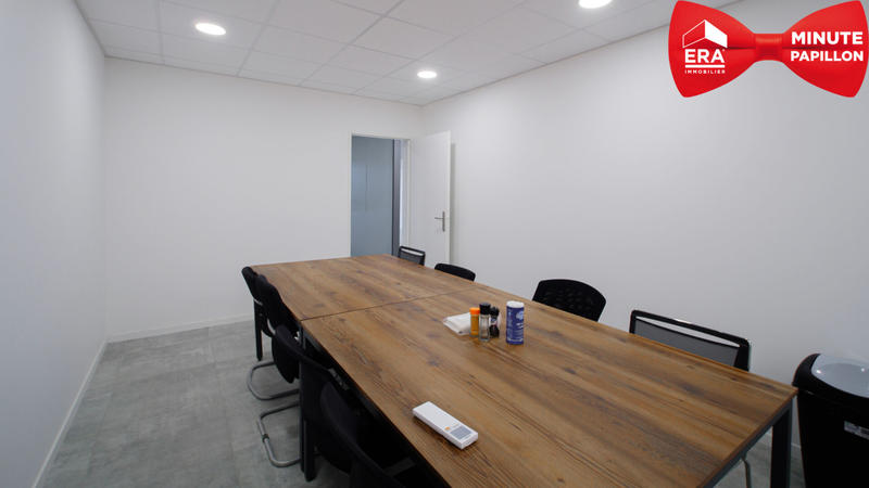 Bureau - 67 m²