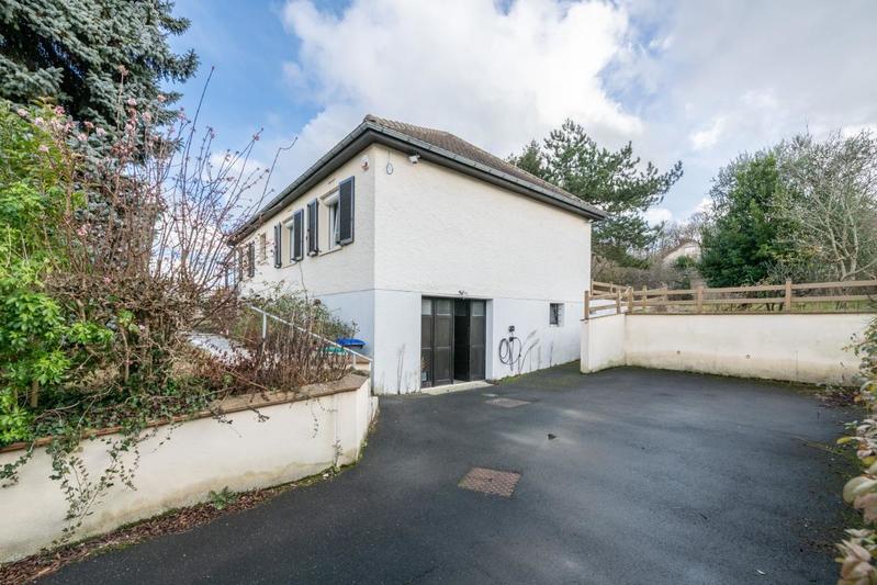 Maison - 111 m² - 5 pièces