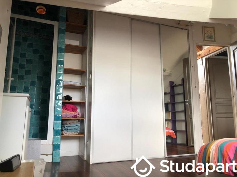 Chambre - 10 m² - 1 pièce