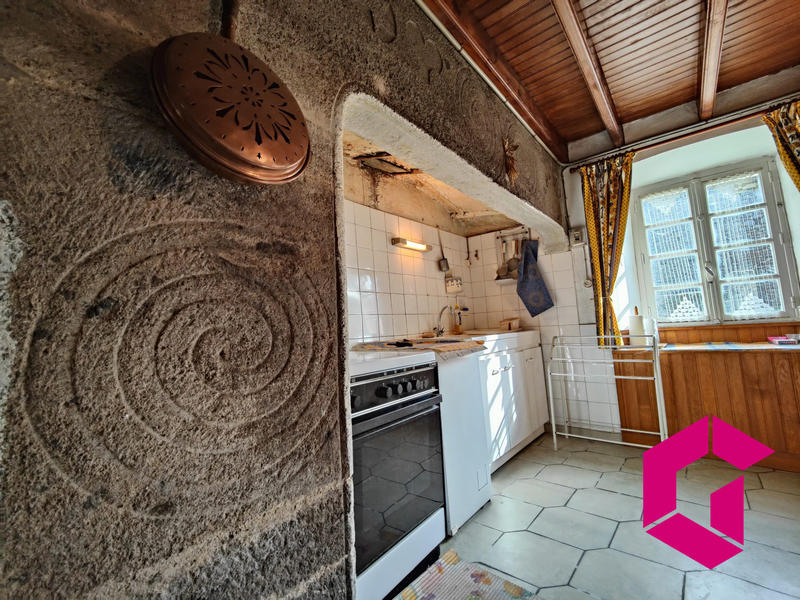 Maison - 180 m² - 7 pièces