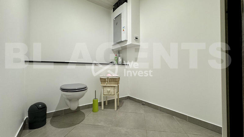 Villa - 215 m² - 14 pièces