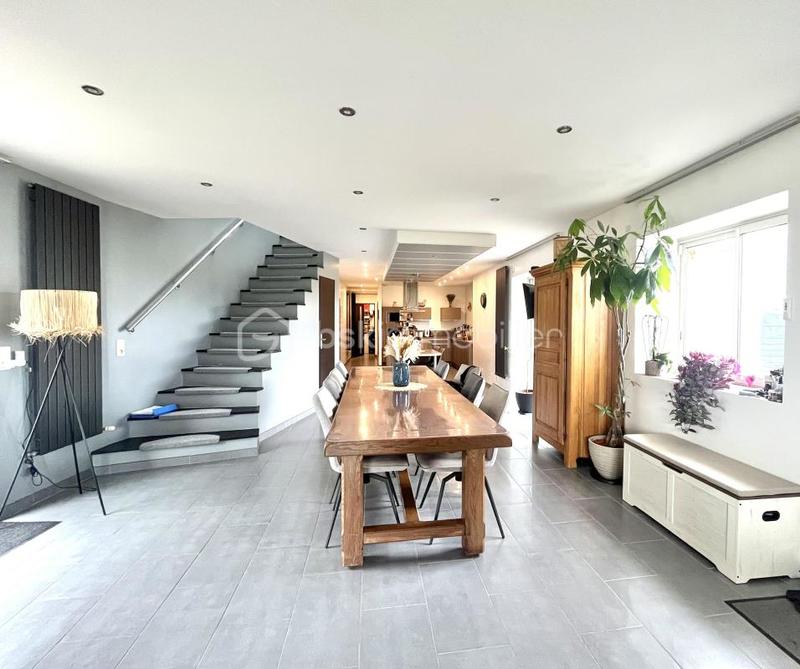 Maison de campagne - 260 m² - 7 pièces