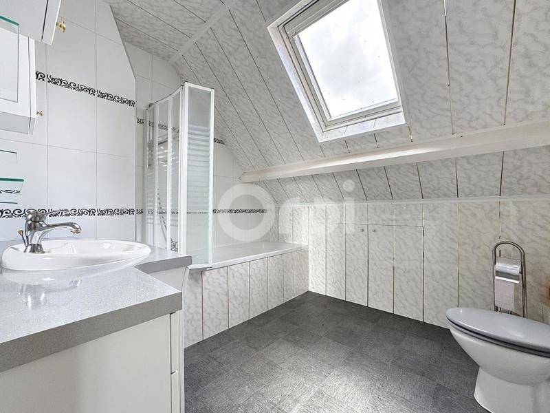 Maison - 84 m² - 4 pièces