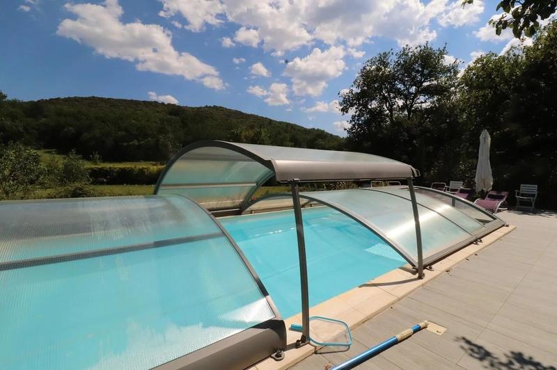 Maison - 180 m² - 6 pièces