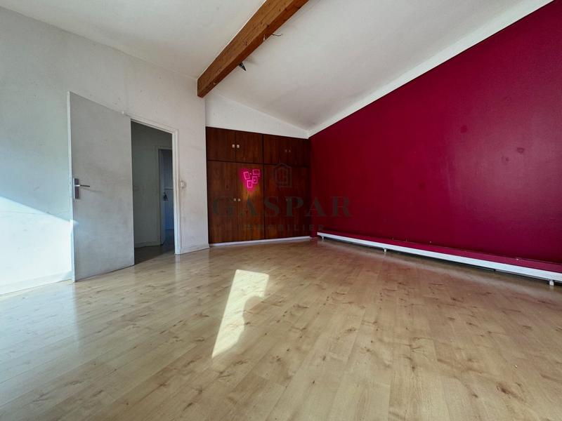 Appartement - 140 m² - 4 pièces