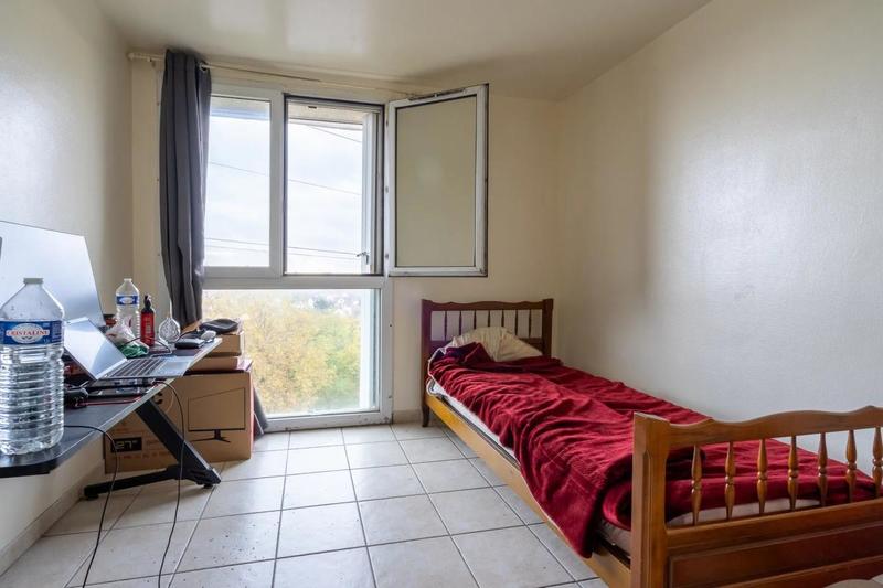 Appartement - 70 m² - 5 pièces