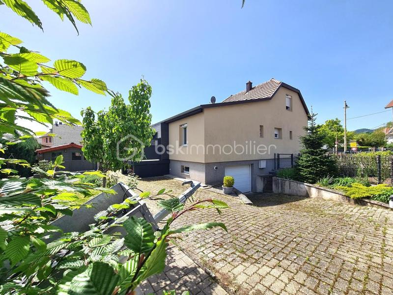 Maison - 88 m² - 4 pièces