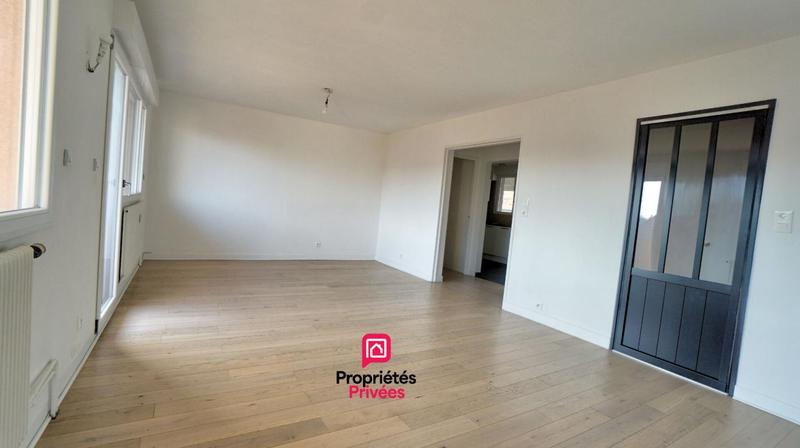 Appartement - 93 m² - 4 pièces