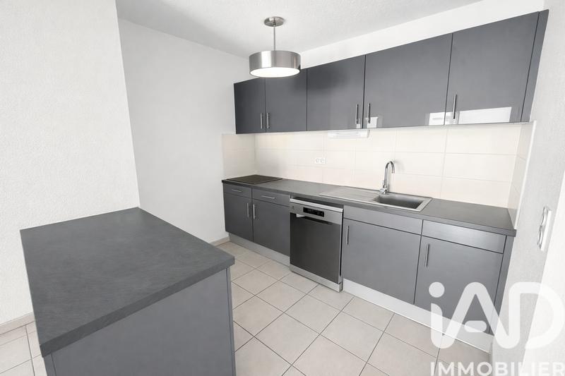 Appartement - 75 m² - 3 pièces
