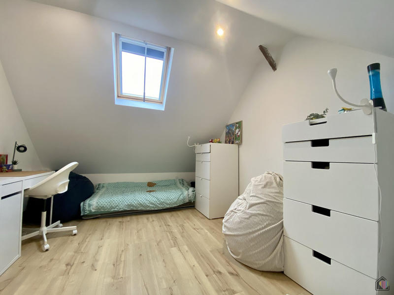 Maison traditionnelle - 87 m² - 5 pièces