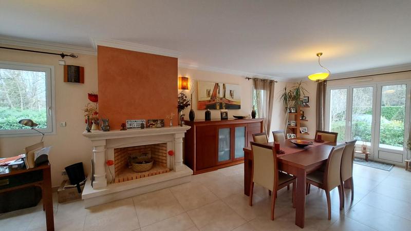 Maison - 194 m² - 7 pièces