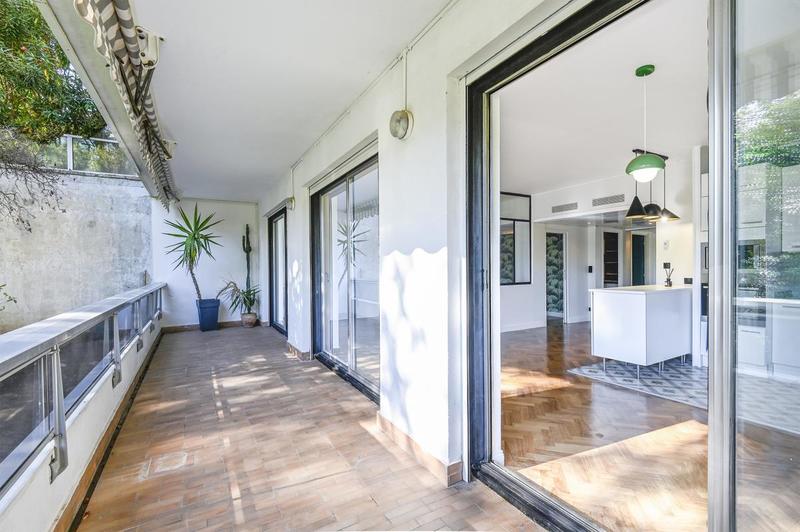 Appartement - 87 m² - 2 pièces