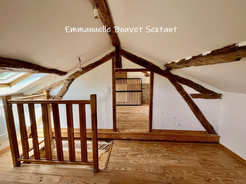 Maison - 180 m² - 8 pièces