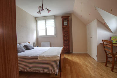 Maison - 121 m² - 6 pièces