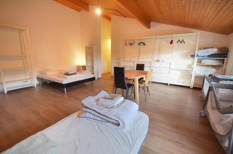 Maison - 318 m² - 12 pièces