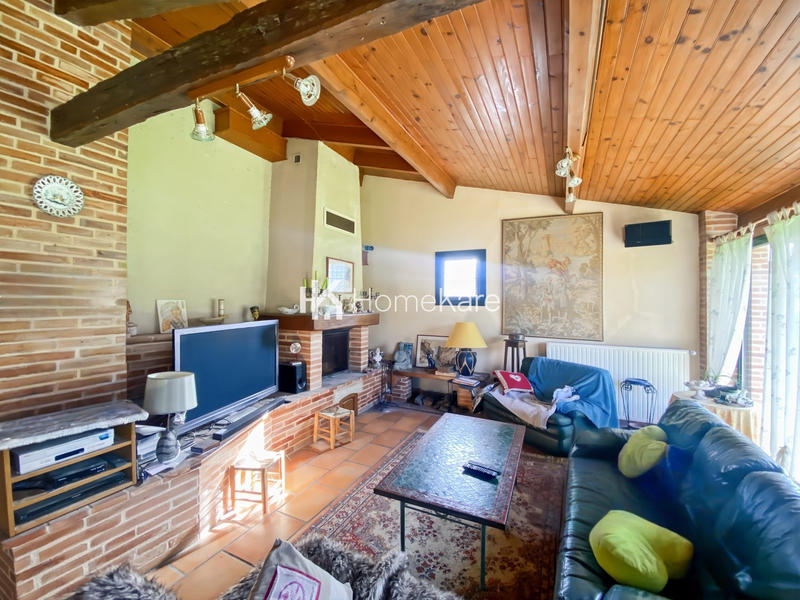 Maison - 160 m² - 5 pièces