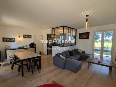 Maison - 135 m² - 6 pièces