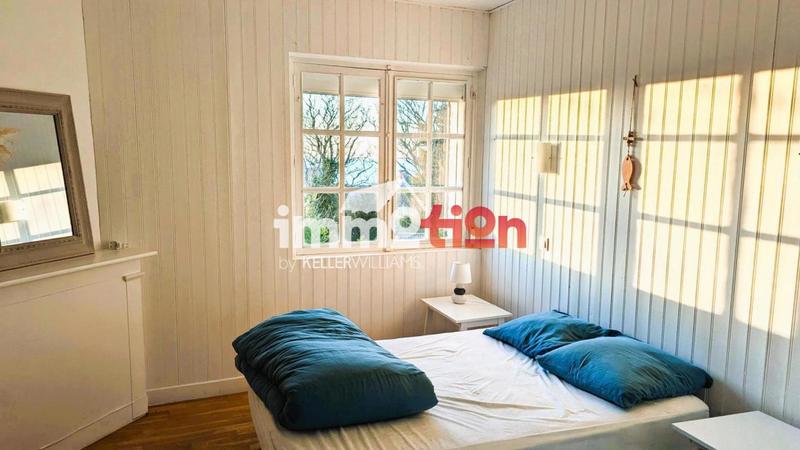 Maison - 143 m² - 8 pièces