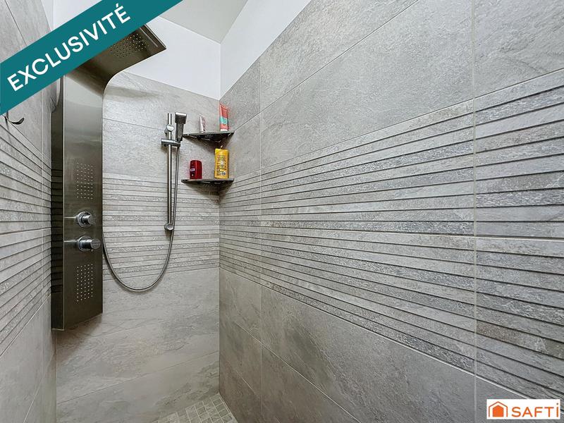 Maison - 158 m² - 7 pièces