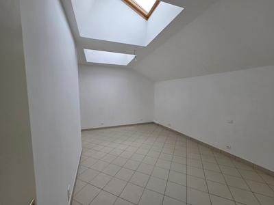 Appartement - 120 m² - 5 pièces