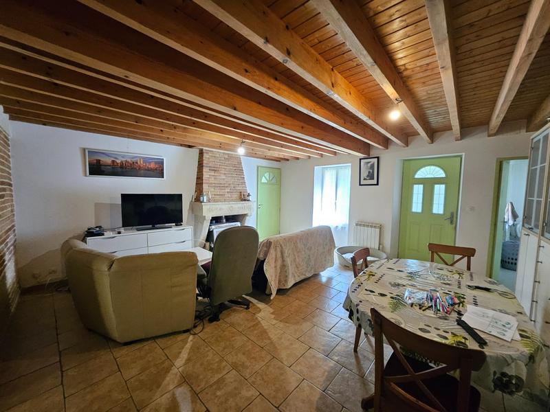 Maison - 250 m² - 10 pièces