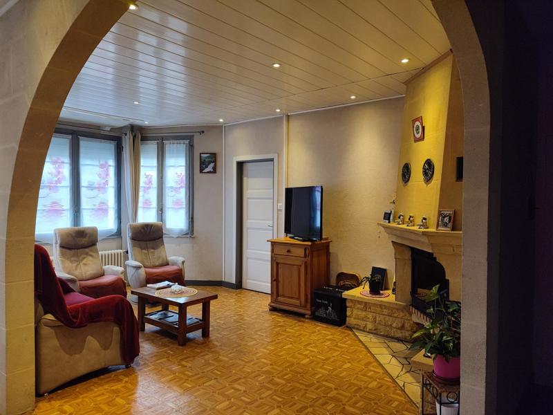 Maison - 91 m² - 5 pièces