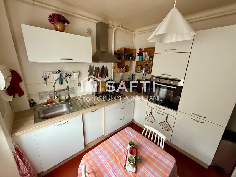 Maison - 96 m² - 5 pièces