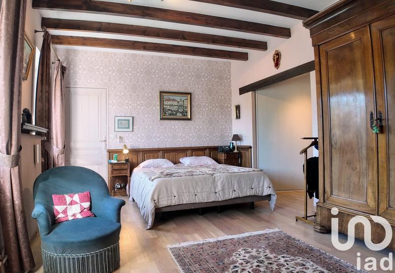 Maison - 380 m² - 9 pièces