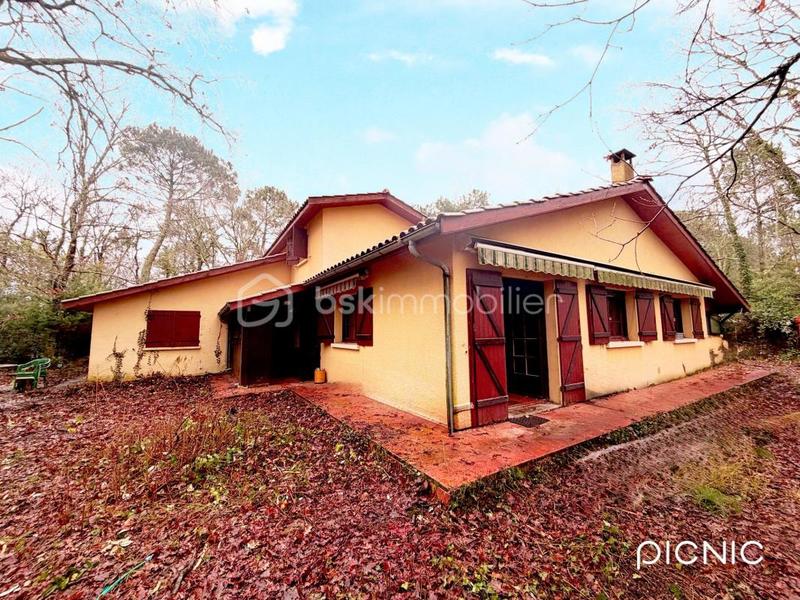 Maison - 140 m² - 5 pièces