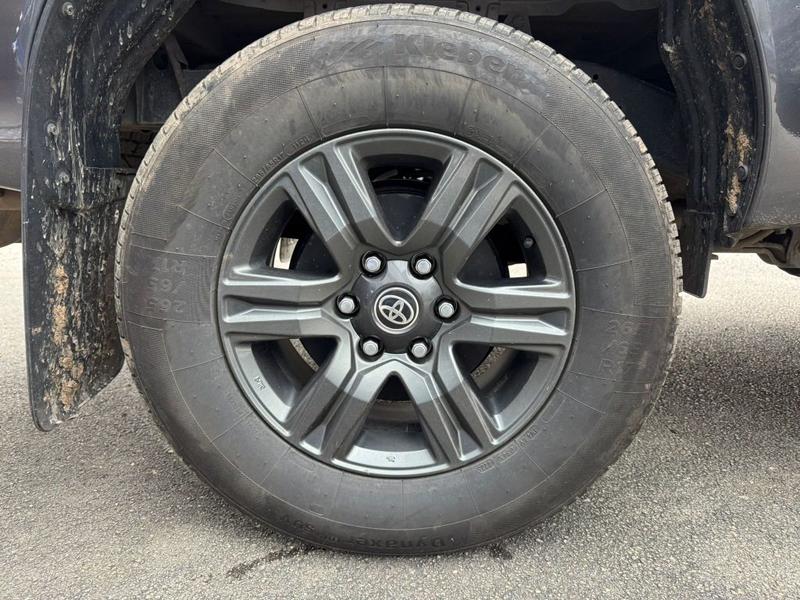 Toyota Hilux X-Tra Cabine 2.4l d-4d 4x4 - Bva Legende