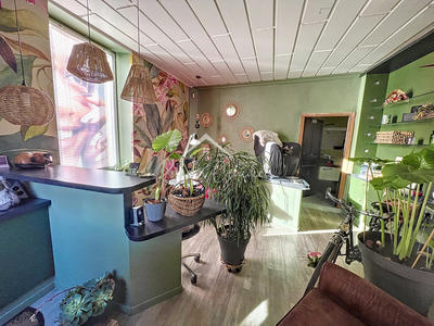 Maison - 180 m² - 7 pièces