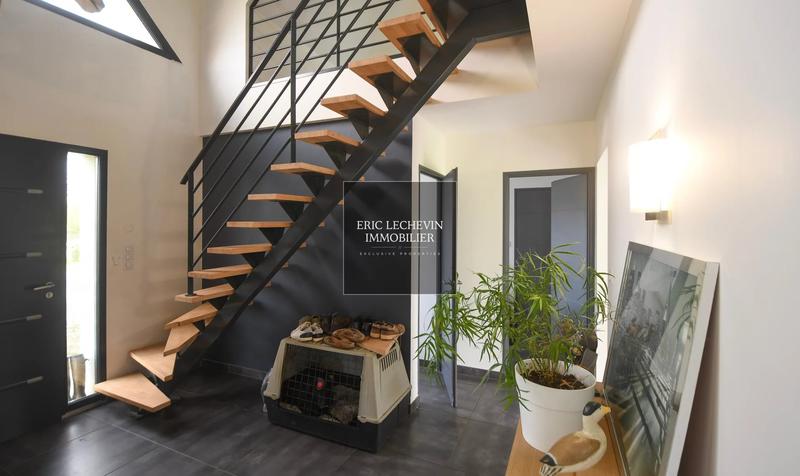 Maison - 196 m² - 7 pièces