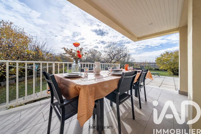 Maison - 182 m² - 7 pièces