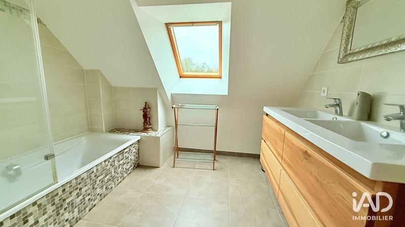 Maison - 142 m² - 7 pièces