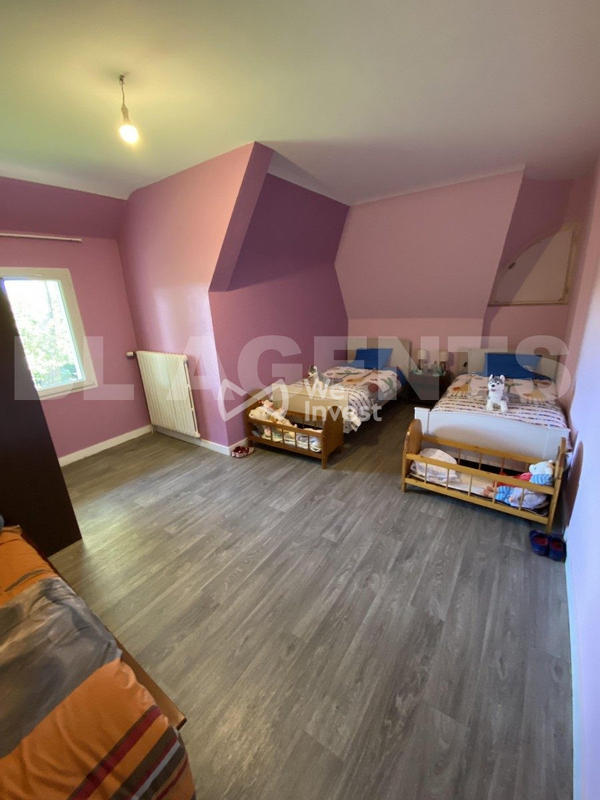 Maison - 203 m² - 7 pièces